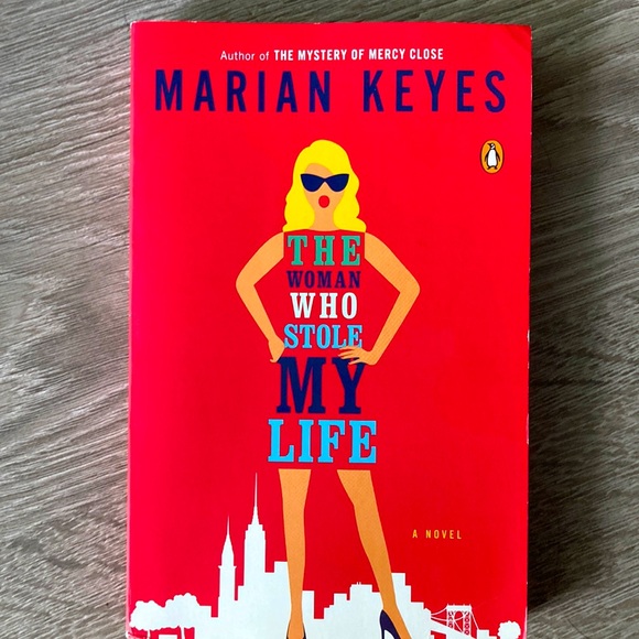 The Man Who Stole My Life paperback - Picture 1 of 2